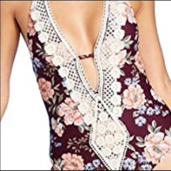 Kona Sol Other - NWT Kona Sol sz medium floral bathing suit with crocheted detail.